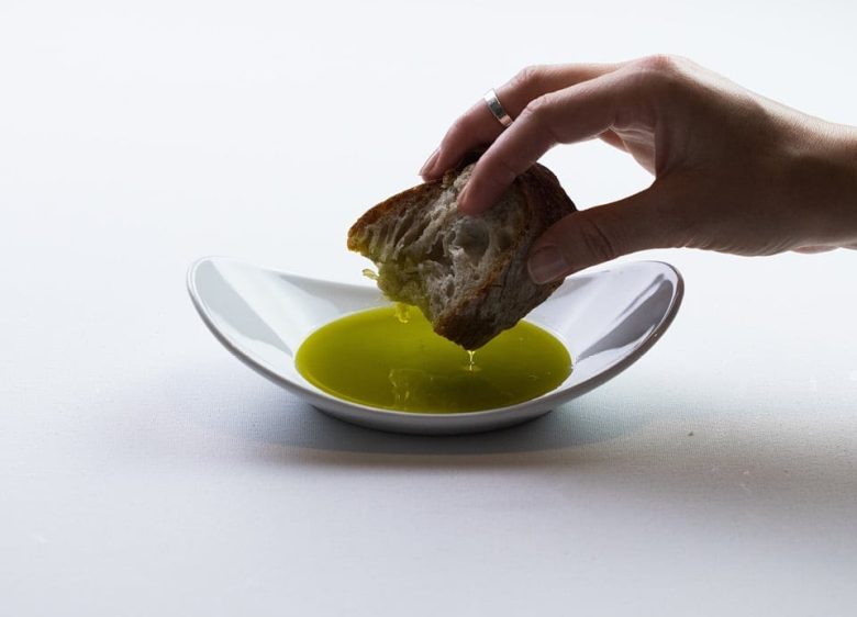 Pan con de Aceite de Oliva Virgen Extra – Beneficios para tu salud | Isbilya