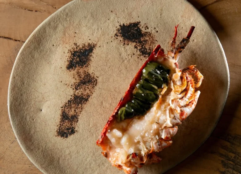 Bogavante a la brasa del asador O Pazo.