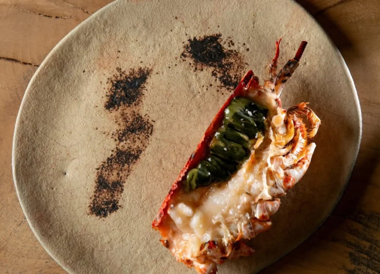 Bogavante a la brasa del asador O Pazo.